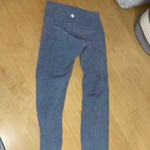 Lululemon Wunder Unders Size 6 Cloud Blue tie dye